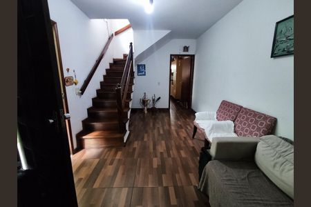 Casa à venda com 133m², 3 quartos e 2 vagas