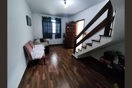 Casa à venda com 133m², 3 quartos e 2 vagas