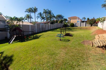 Casa de condomínio à venda com 275m², 4 quartos e 4 vagasArea comum