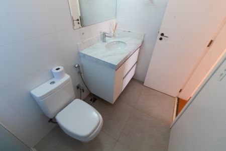 Casa de condomínio à venda com 275m², 4 quartos e 4 vagasBanheiro/Suite 3