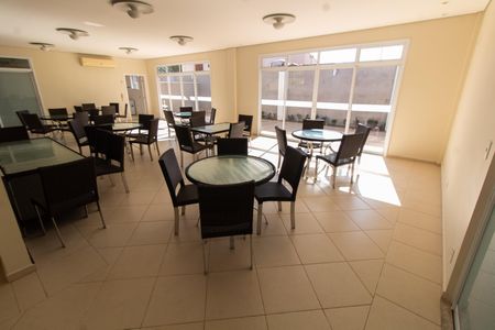 Casa de condomínio à venda com 275m², 4 quartos e 4 vagasArea comum