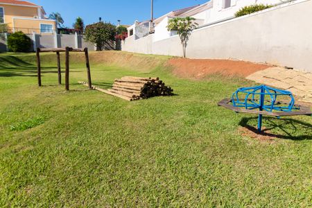 Casa de condomínio à venda com 275m², 4 quartos e 4 vagasArea comum