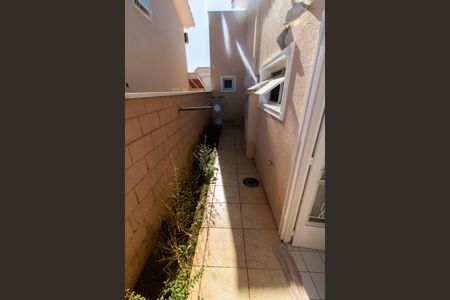 Casa de condomínio à venda com 275m², 4 quartos e 4 vagasÁrea de Serviço