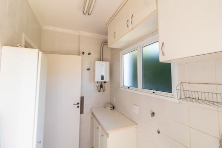 Casa de condomínio à venda com 275m², 4 quartos e 4 vagasÁrea de Serviço