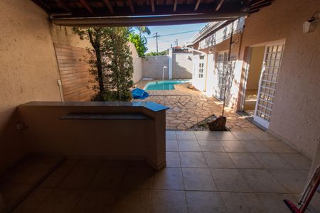 Casa de condomínio à venda com 275m², 4 quartos e 4 vagasÁrea Gourmet