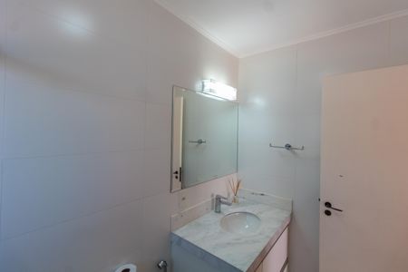 Casa de condomínio à venda com 275m², 4 quartos e 4 vagasBanheiro/Suite 3