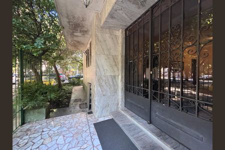 Apartamento à venda com 60m², 1 quarto e sem vaga Apartamento à venda com 60m², 1 quarto e sem vagaFachada