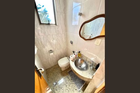 Apartamento à venda com 250m², 4 quartos e 2 vagasLavabo Sala