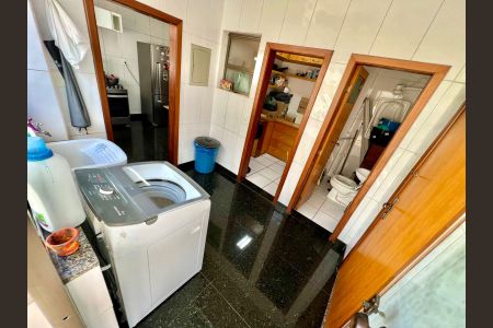 Apartamento à venda com 250m², 4 quartos e 2 vagasÁrea de Serviço
