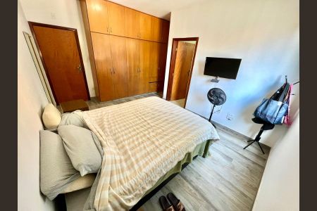 Apartamento à venda com 250m², 4 quartos e 2 vagasSuíte 2