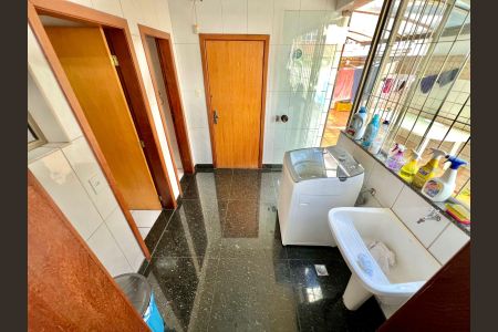 Apartamento à venda com 250m², 4 quartos e 2 vagasÁrea de Serviço