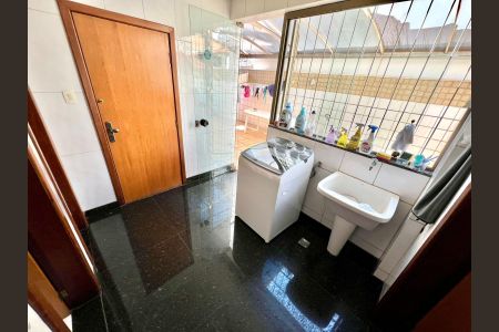 Apartamento à venda com 250m², 4 quartos e 2 vagasÁrea de Serviço