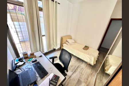 Apartamento à venda com 250m², 4 quartos e 2 vagasQuarto 2