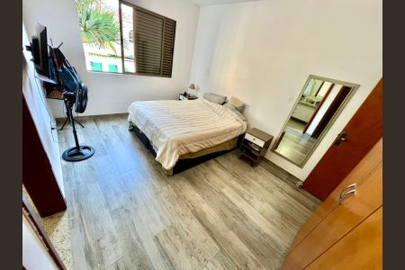 Apartamento à venda com 250m², 4 quartos e 2 vagasSuíte 2