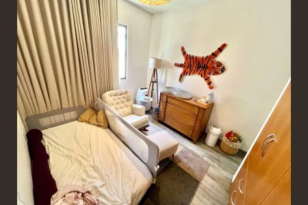 Apartamento à venda com 250m², 4 quartos e 2 vagasQuarto 1