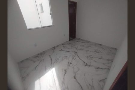 Casa para alugar com 80m², 2 quartos e 1 vagaQuarto