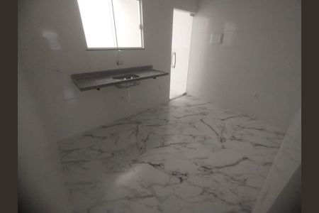 Casa para alugar com 80m², 2 quartos e 1 vagaCozinha