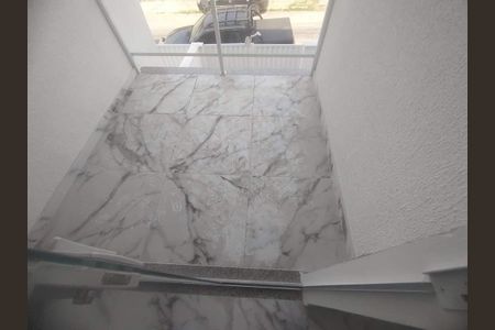 Casa para alugar com 80m², 2 quartos e 1 vagaSacada