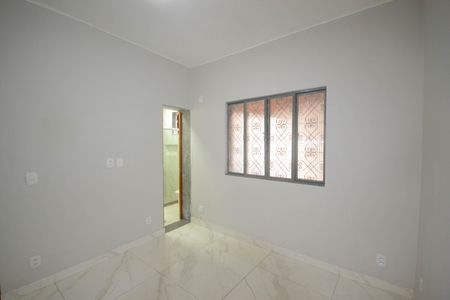 Apartamento para alugar com 73m², 2 quartos e sem vagaSuíte