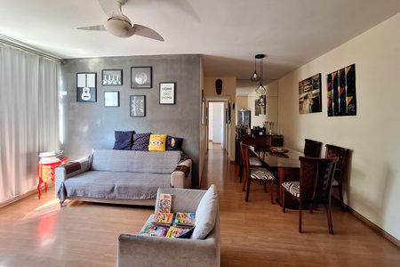 Apartamento à venda com 90m², 2 quartos e 1 vaga Apartamento à venda com 90m², 2 quartos e 1 vagaSala