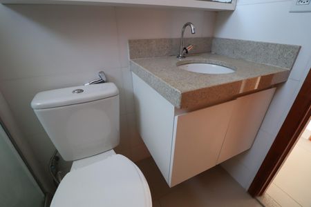 Apartamento para alugar com 53m², 2 quartos e 1 vagaBanheiro Social