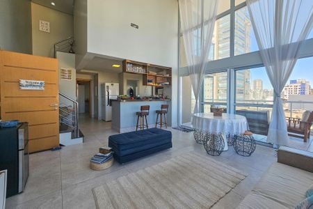 Apartamento para alugar com 157m², 3 quartos e 2 vagasSala