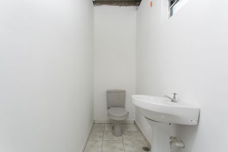 Casa para alugar com 130m², 2 quartos e 1 vaga Casa para alugar com 130m², 2 quartos e 1 vagaLavabo