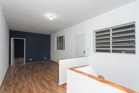 Sala de casa para alugar com 2 quartos, 130m² em Vila Campanela, São Paulo