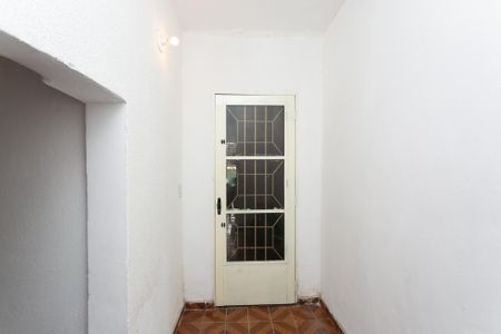 Casa para alugar com 130m², 2 quartos e 1 vaga Casa para alugar com 130m², 2 quartos e 1 vagaEntrada