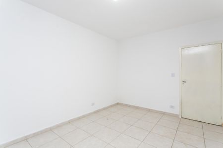 Quarto 1  de casa para alugar com 2 quartos, 130m² em Vila Campanela, São Paulo