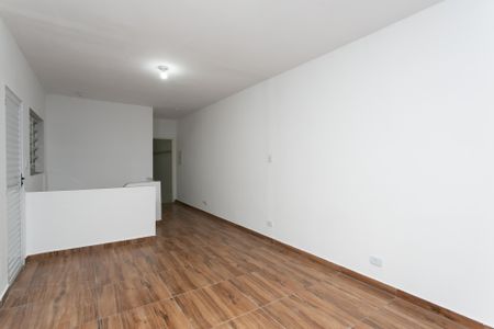 Casa para alugar com 130m², 2 quartos e 1 vaga Casa para alugar com 130m², 2 quartos e 1 vagaSala