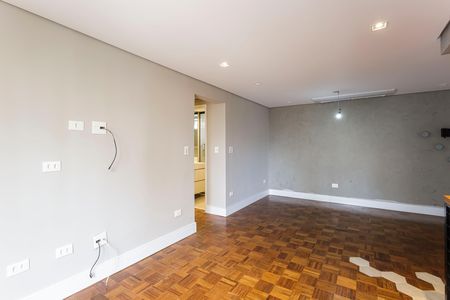 Apartamento à venda com 67m², 2 quartos e 1 vaga Apartamento à venda com 67m², 2 quartos e 1 vagaSala