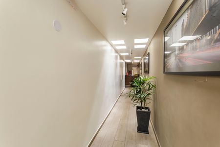 Apartamento à venda com 67m², 2 quartos e 1 vaga Apartamento à venda com 67m², 2 quartos e 1 vagaHall social