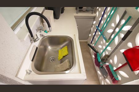 Casa à venda com 94m², 2 quartos e 2 vagas Casa à venda com 94m², 2 quartos e 2 vagasÁrea de Serviço