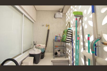 Casa à venda com 94m², 2 quartos e 2 vagas Casa à venda com 94m², 2 quartos e 2 vagasÁrea de Serviço