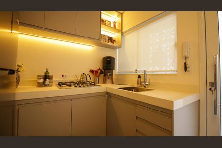 Casa à venda com 94m², 2 quartos e 2 vagas Casa à venda com 94m², 2 quartos e 2 vagasCozinha