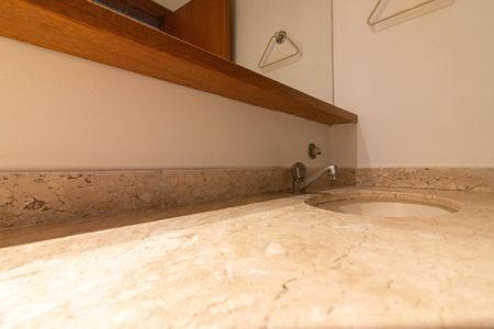 Apartamento à venda com 163m², 4 quartos e 3 vagasBanheiro