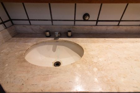 Apartamento à venda com 163m², 4 quartos e 3 vagasBanheiro da Suíte 3