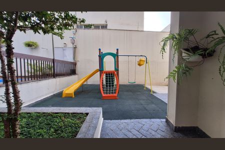 Apartamento à venda com 163m², 4 quartos e 3 vagasÁrea comum - Playground