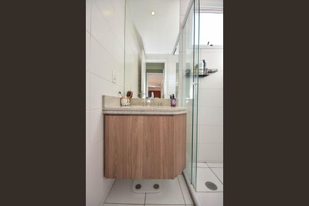 Apartamento à venda com 67m², 2 quartos e 1 vagaBanheiro Suíte