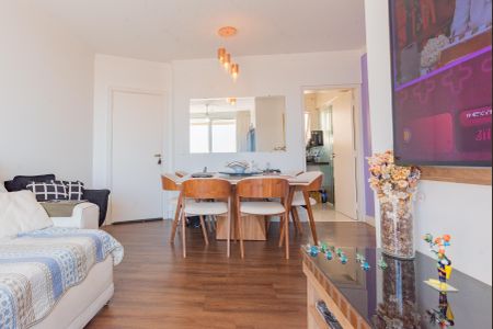 Apartamento à venda com 78m², 3 quartos e 1 vaga Apartamento à venda com 78m², 3 quartos e 1 vagaSala