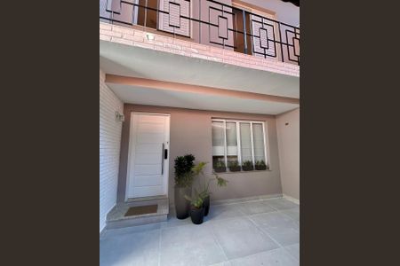 Casa à venda com 201m², 3 quartos e 3 vagas