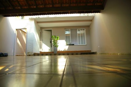 Casa à venda com 201m², 3 quartos e 3 vagasGaragem