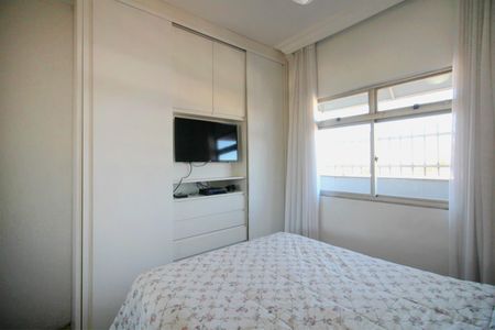 Apartamento à venda com 170m², 4 quartos e 2 vagasSemi suite