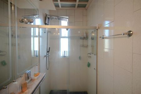 Apartamento à venda com 170m², 4 quartos e 2 vagasBanheiro da Suíte