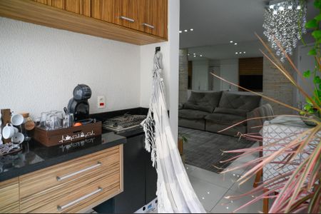 Apartamento à venda com 63m², 3 quartos e 1 vaga Apartamento à venda com 63m², 3 quartos e 1 vagaVaranda