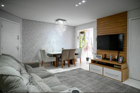 Apartamento à venda com 63m², 3 quartos e 1 vaga Apartamento à venda com 63m², 3 quartos e 1 vagaSala