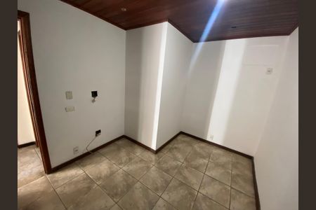 Casa à venda com 280m², 5 quartos e 1 vaga Casa à venda com 280m², 5 quartos e 1 vagaQuarto 1