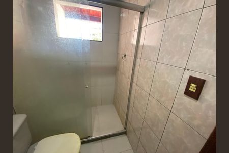 Casa à venda com 280m², 5 quartos e 1 vaga Casa à venda com 280m², 5 quartos e 1 vagaBanheiro