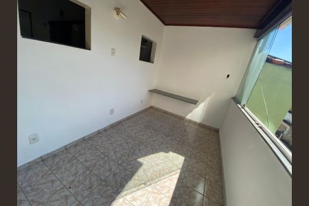 Casa à venda com 280m², 5 quartos e 1 vaga Casa à venda com 280m², 5 quartos e 1 vagaSuíte